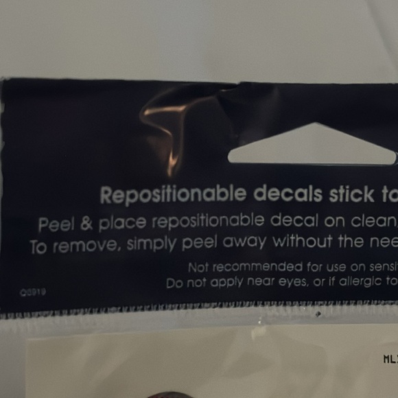 MLB MINNESOTA TWINS 1 SHEET 15 FACE CALS TATTOOS - Picture 2 of 3